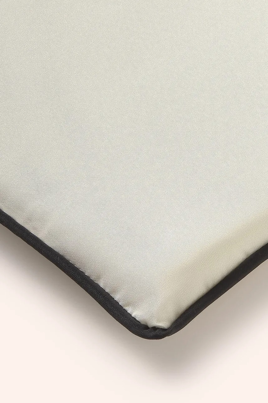 Cloud χρώμα: μπεζ φωτογραφία