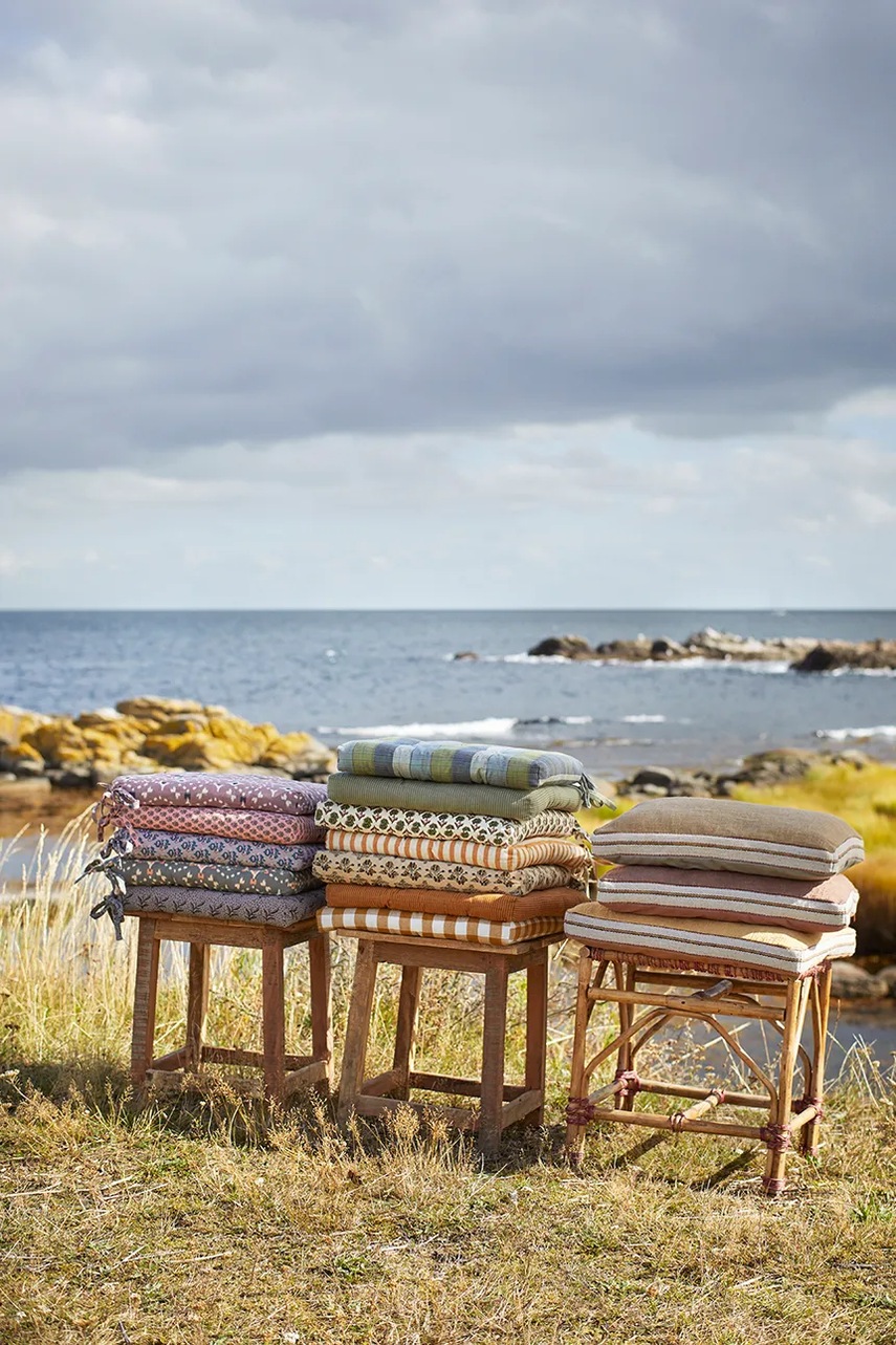 Подушка для стула цвет серый