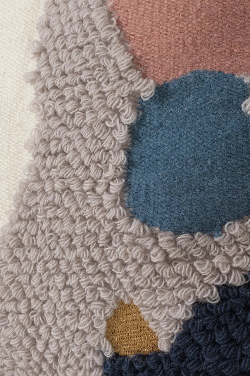 Dekorativní vlněný polštář ferm LIVING Loop