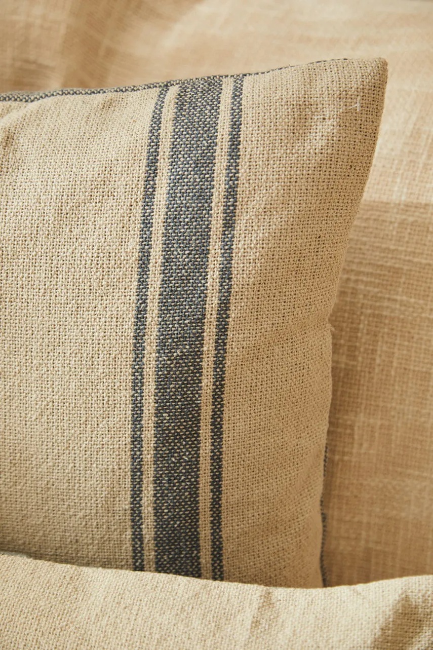 Βαμβακερή μαξιλαροθήκη Calma House Funda 45 x 45 cm χρώμα: μπεζ φωτογραφία