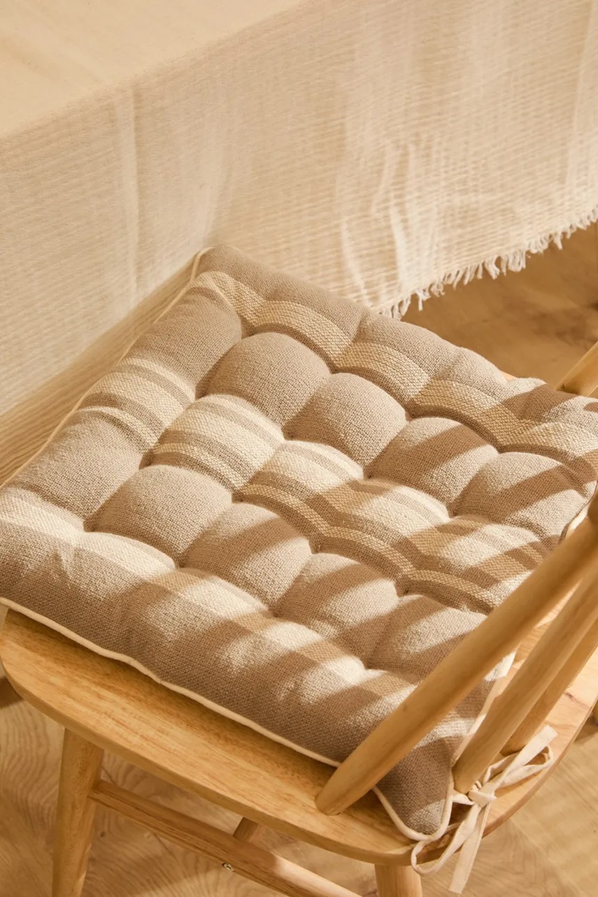 Διακοσμητικό μαξιλάρι για καρέκλα από βαμβάκι Calma House Sorento 40 x 40 x 4 cm χρώμα: μπεζ φωτογραφία