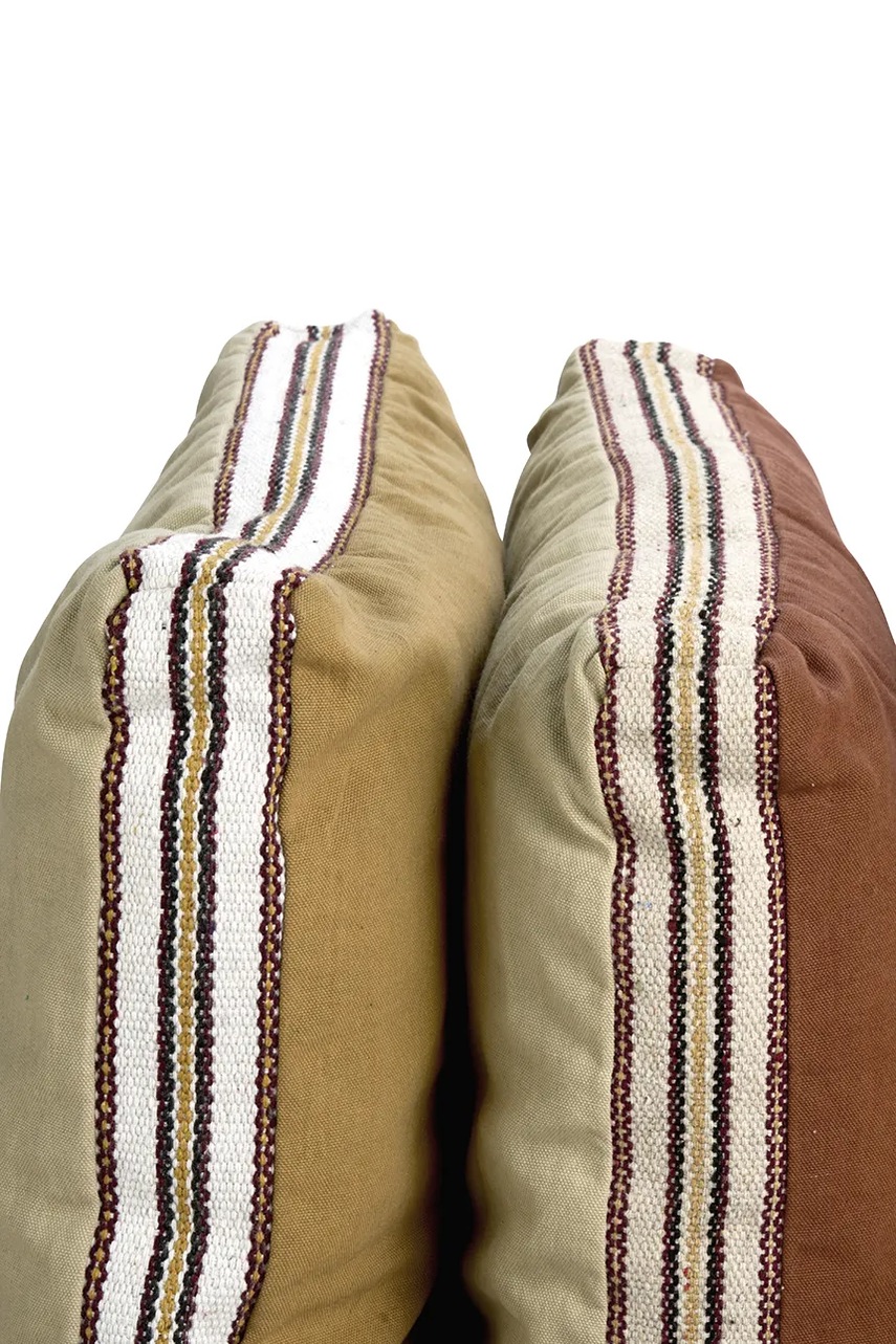 Madam Stoltz Polštář s dekorací bavlněný 50 x 50 cm