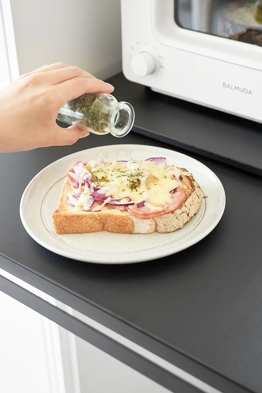 Συρτάρι με συρόμενο καπάκι Yamazaki Tower χρώμα: μαύρο φωτογραφία