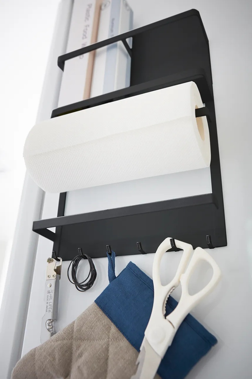 Μαγνητικό ράφι Yamazaki Tower χρώμα: μαύρο φωτογραφία