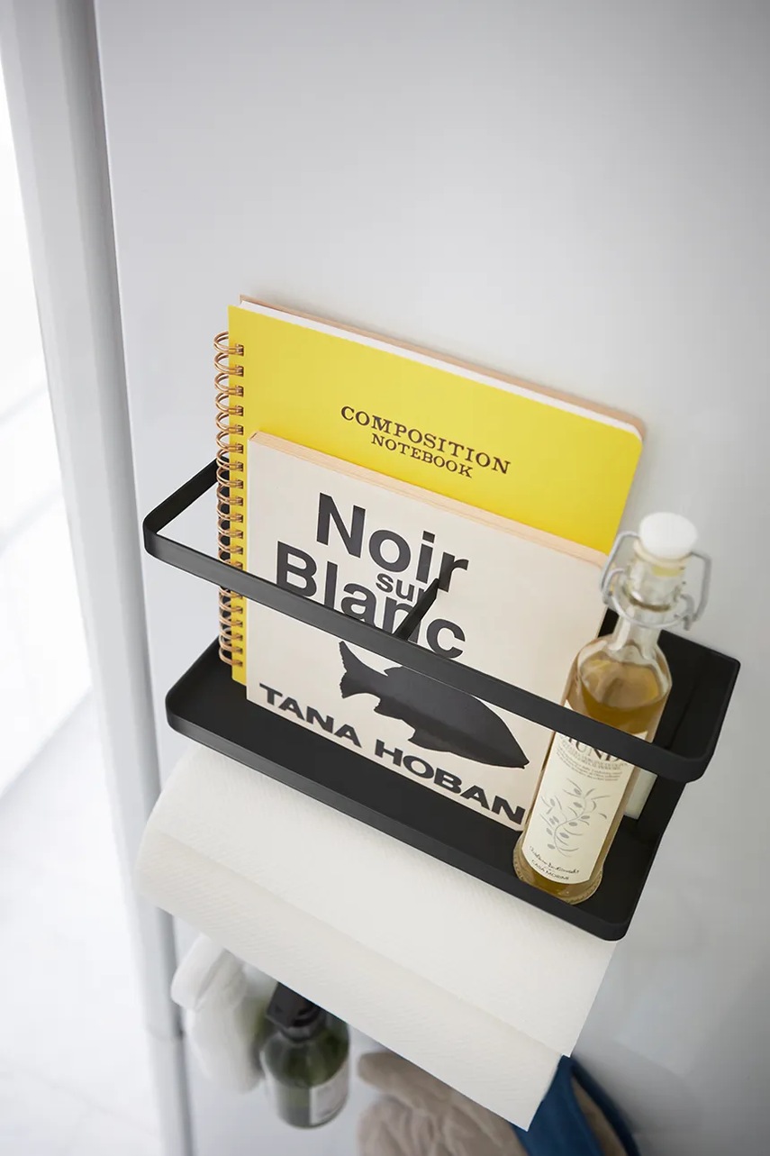 Μαγνητικό ράφι Yamazaki Tower χρώμα: μαύρο φωτογραφία