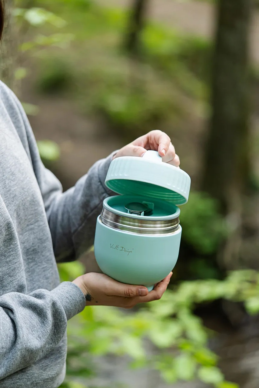 Θερμός με δοχείο και κουτάλι Vialli Design Fuori 680 ml φωτογραφία