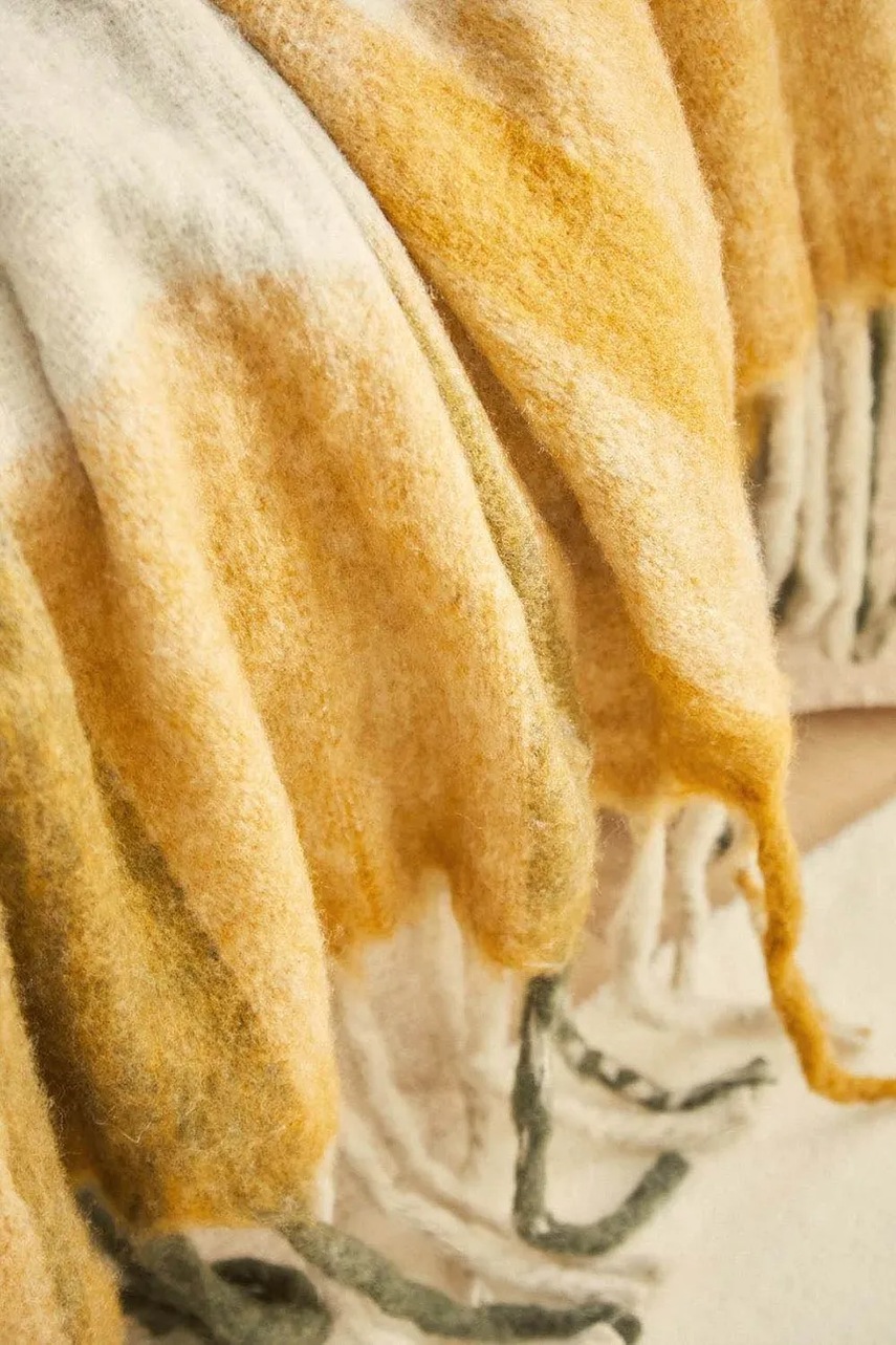 Κάλυμμα κρεβατιού με μείγμα μαλλιού Calma House Dysi χρώμα: κίτρινο φωτογραφία