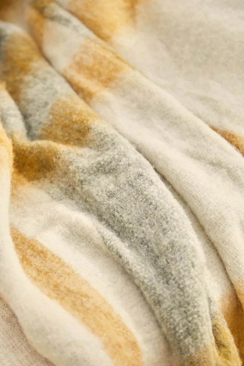 Κάλυμμα κρεβατιού με μείγμα μαλλιού Calma House Dysi χρώμα: κίτρινο φωτογραφία