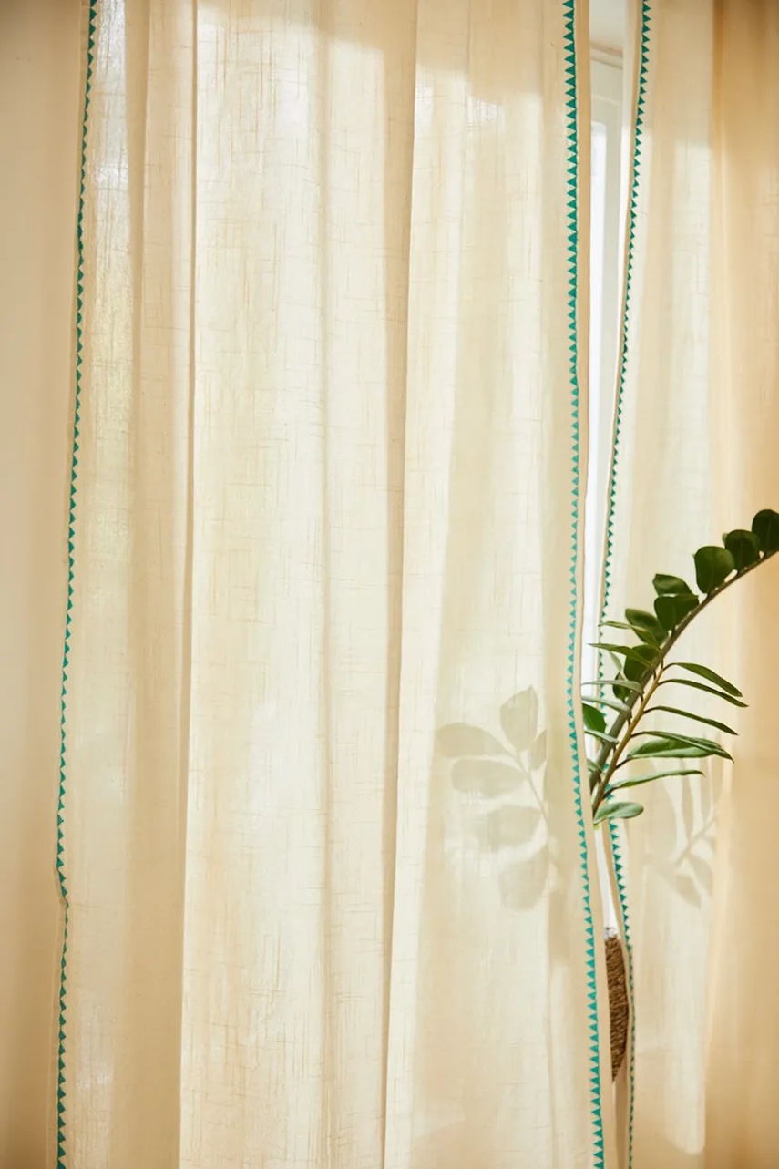 Διακοσμητική κουρτίνα Calma House 140x280 cm χρώμα: μπεζ φωτογραφία