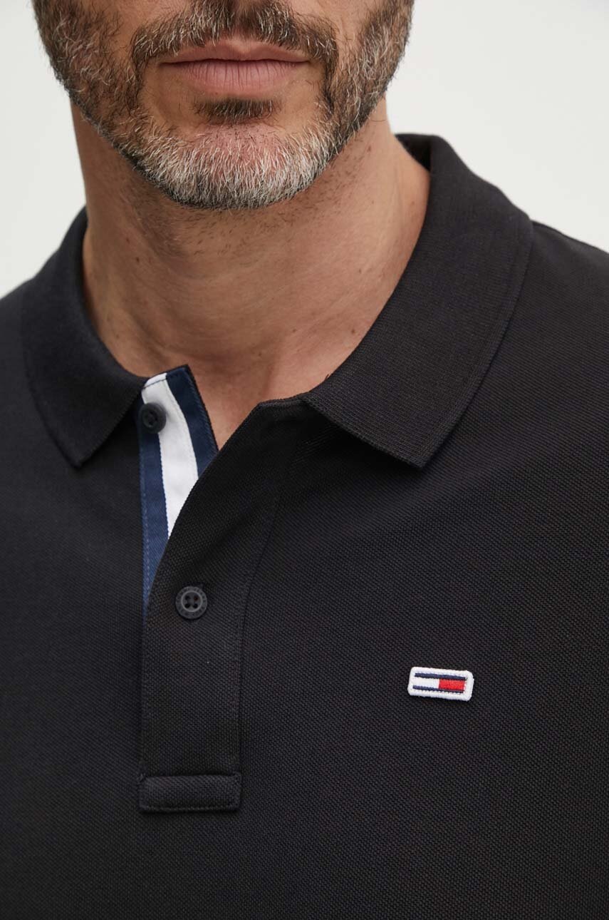 Бавовняне поло Tommy Jeans колір чорний однотонне DM0DM15370 