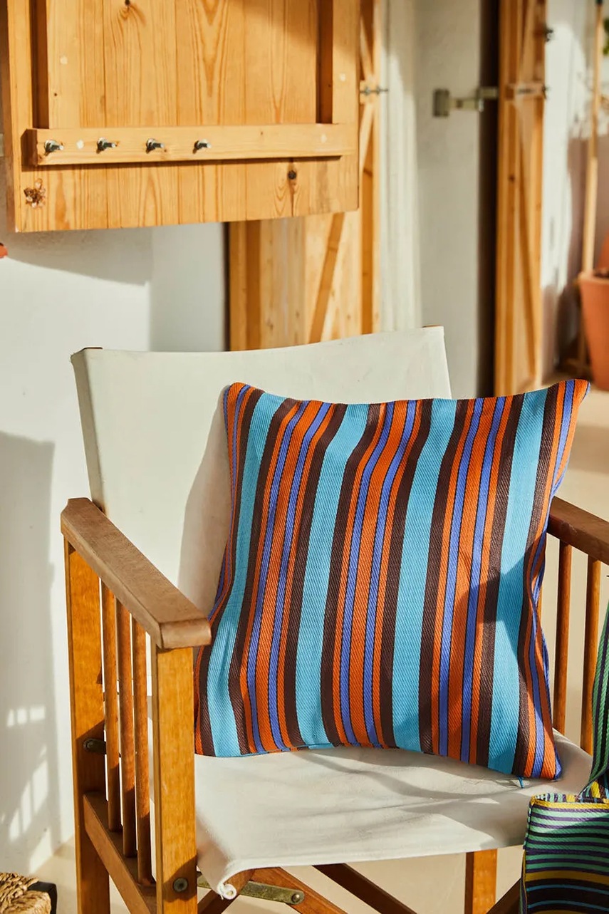 Διακοσμητική μαξιλαροθήκη Calma House Berlin χρώμα: πολύχρωμο φωτογραφία