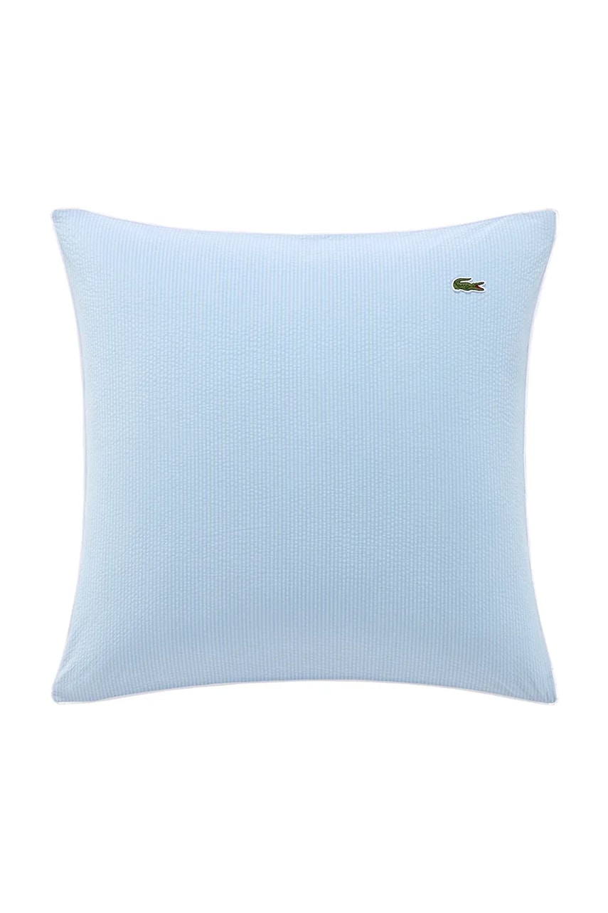 Levně Bavlněný povlak na polštář Lacoste LTAMIS Sky 65 x 65 cm modrá barva