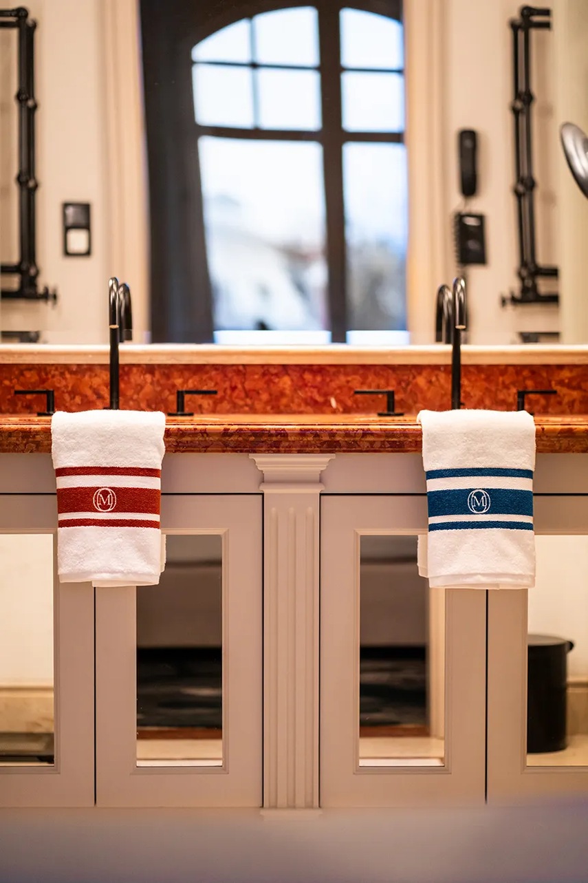 Μικρή βαμβακερή πετσέτα Officine Monogram Monogram Linea 50 x 100 cm χρώμα: τιρκουάζ φωτογραφία