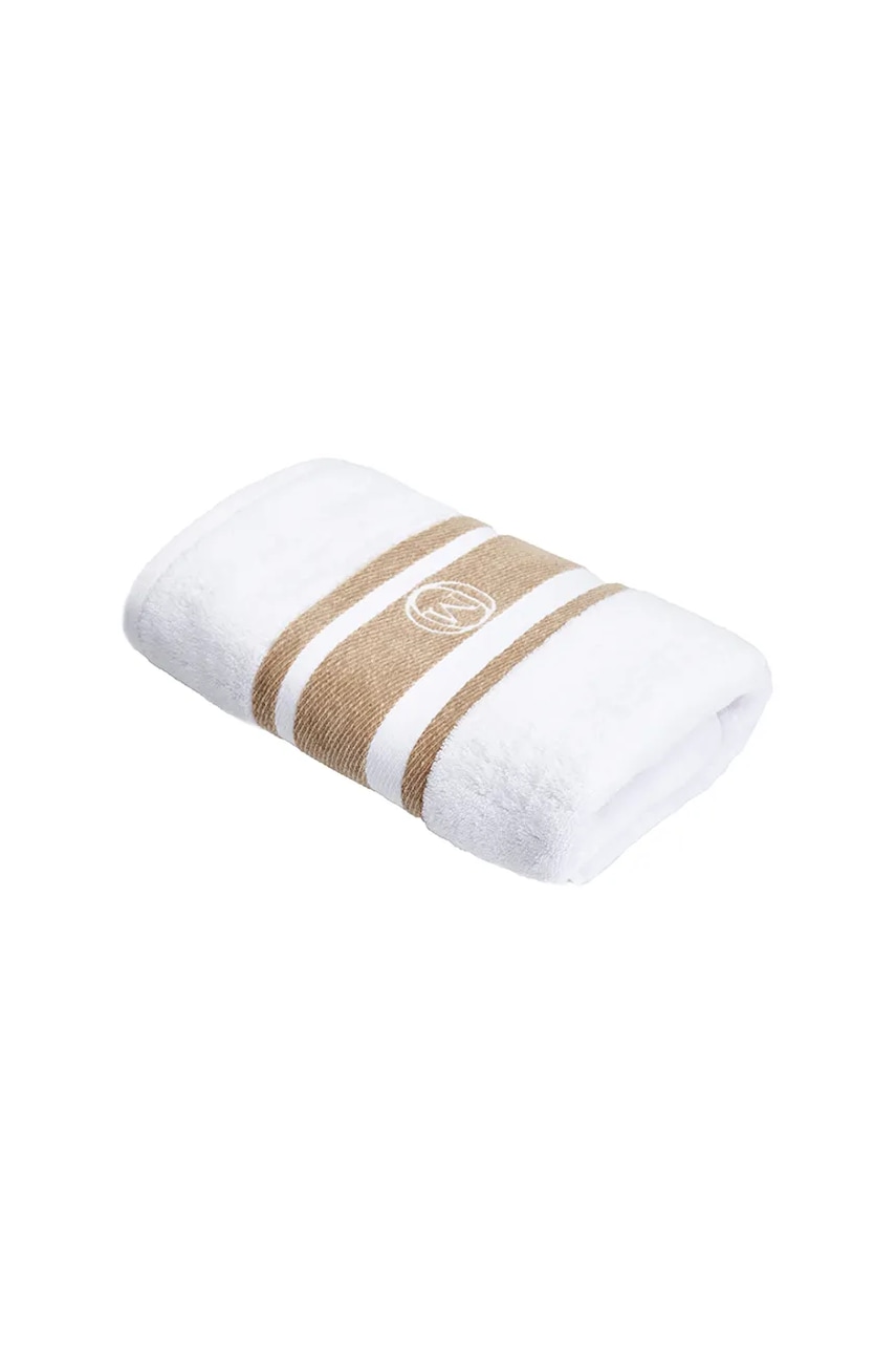 Среднее хлопковое полотенце Officine Monogram Monogram Linea 70 x 140 cm цвет бежевый Среднее хлопковое полотенце Officine Monogram Monogram Linea 70 x 140 cm цвет бежевый