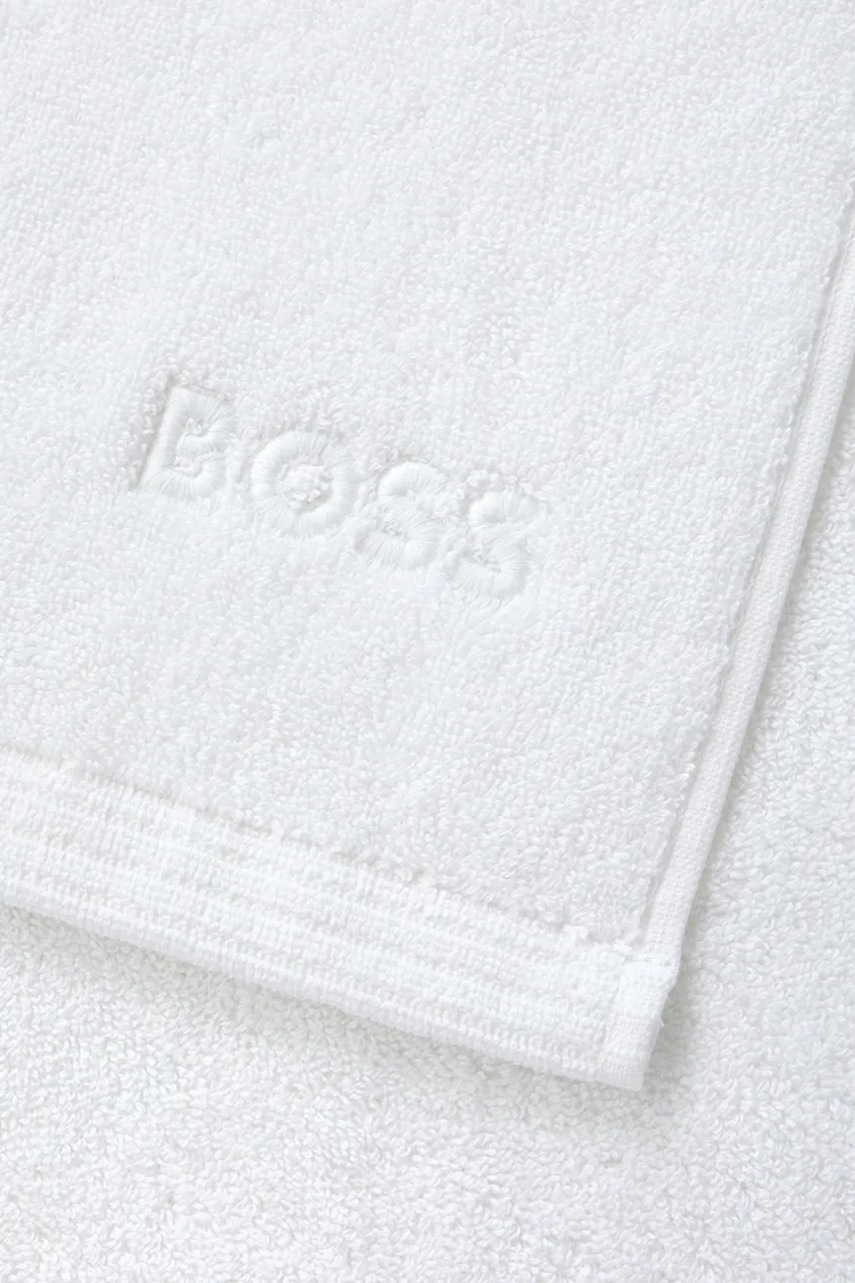 Stredný bavlnený uterák BOSS EDGE White 70 x 140 cm