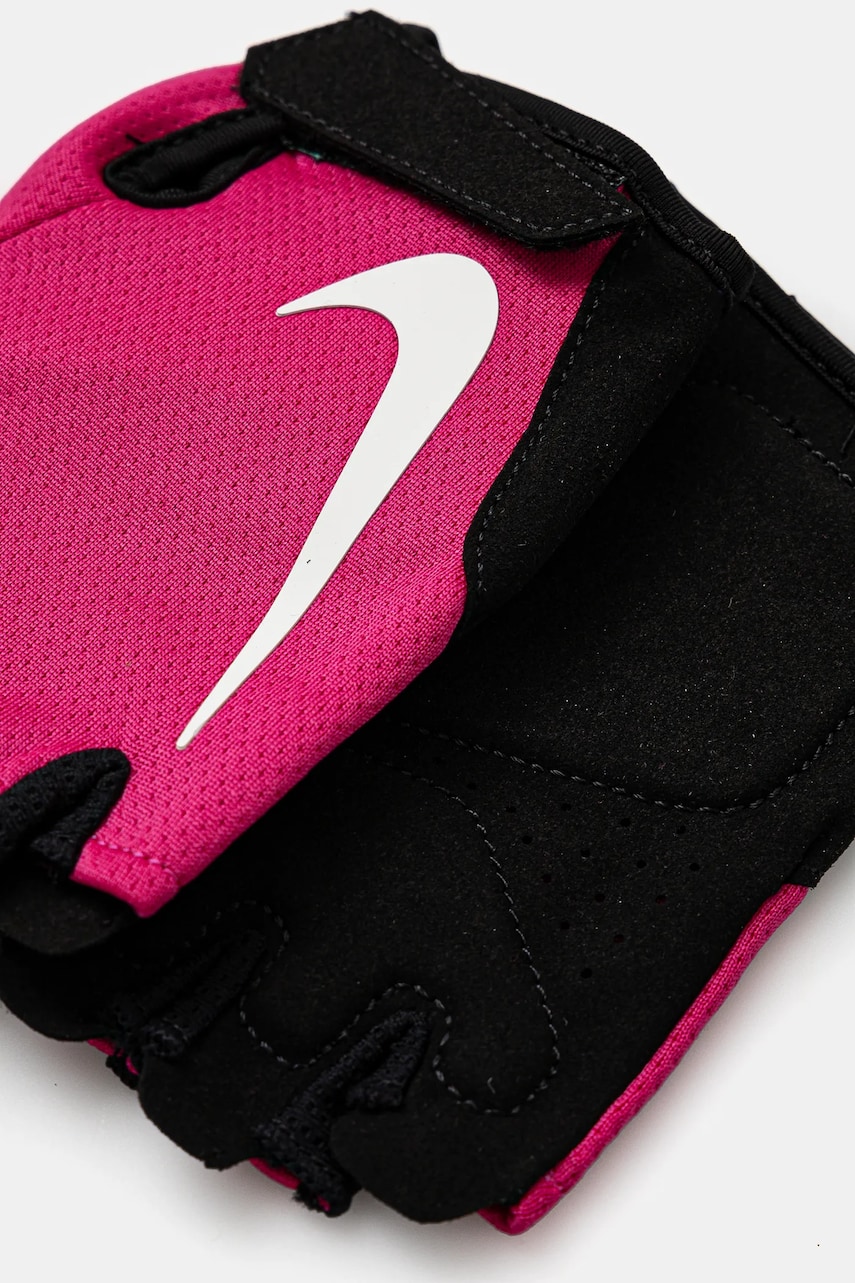 Перчатки Nike цвет розовый N.101.2314.696 Перчатки Nike цвет розовый N.101.2314.696