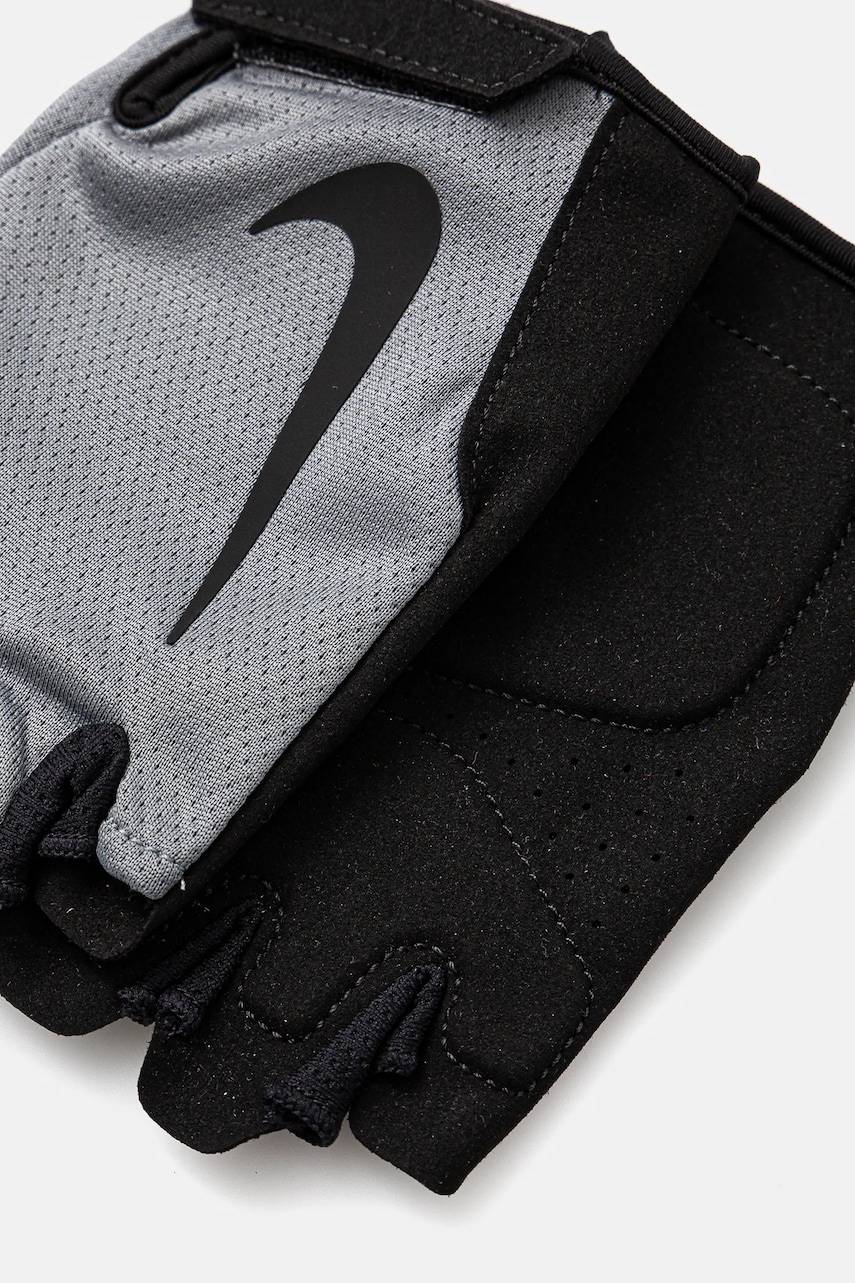 Перчатки Nike цвет серый N.101.2315.032 Перчатки Nike цвет серый N.101.2315.032