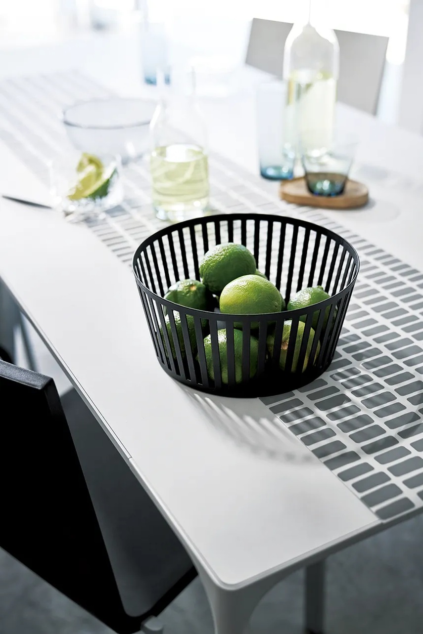 Καλάθι φρούτων Yamazaki Tower χρώμα: μαύρο φωτογραφία