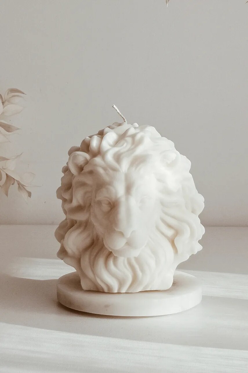 Temida dekor gyertya Lion 515 g bézs termék 2. képe