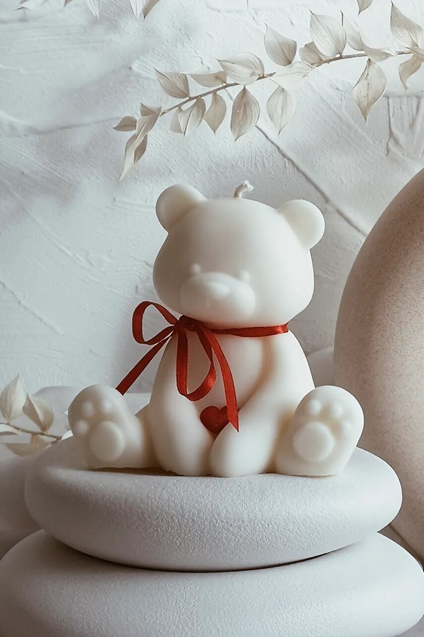 Temida lumânare decorativă Teddy 145 g culoarea bej