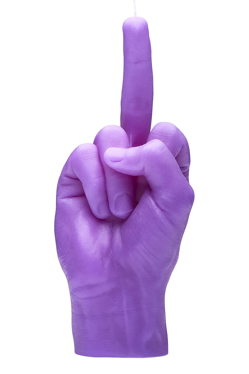 Levně Dekorativní svíčka CandleHand F*ck you 380 g fialová barva