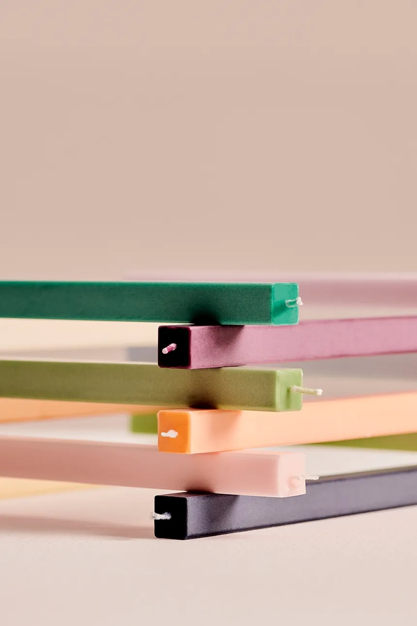 Σετ κεριών HAY Square 2,2 x 24 cm 4-pack χρώμα: πολύχρωμο φωτογραφία