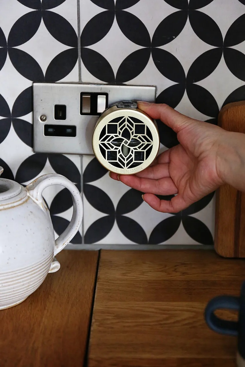 Αρωματικός διαχυτής τοίχου Max Benjamin True Lavender 15 ml χρώμα: πολύχρωμο φωτογραφία