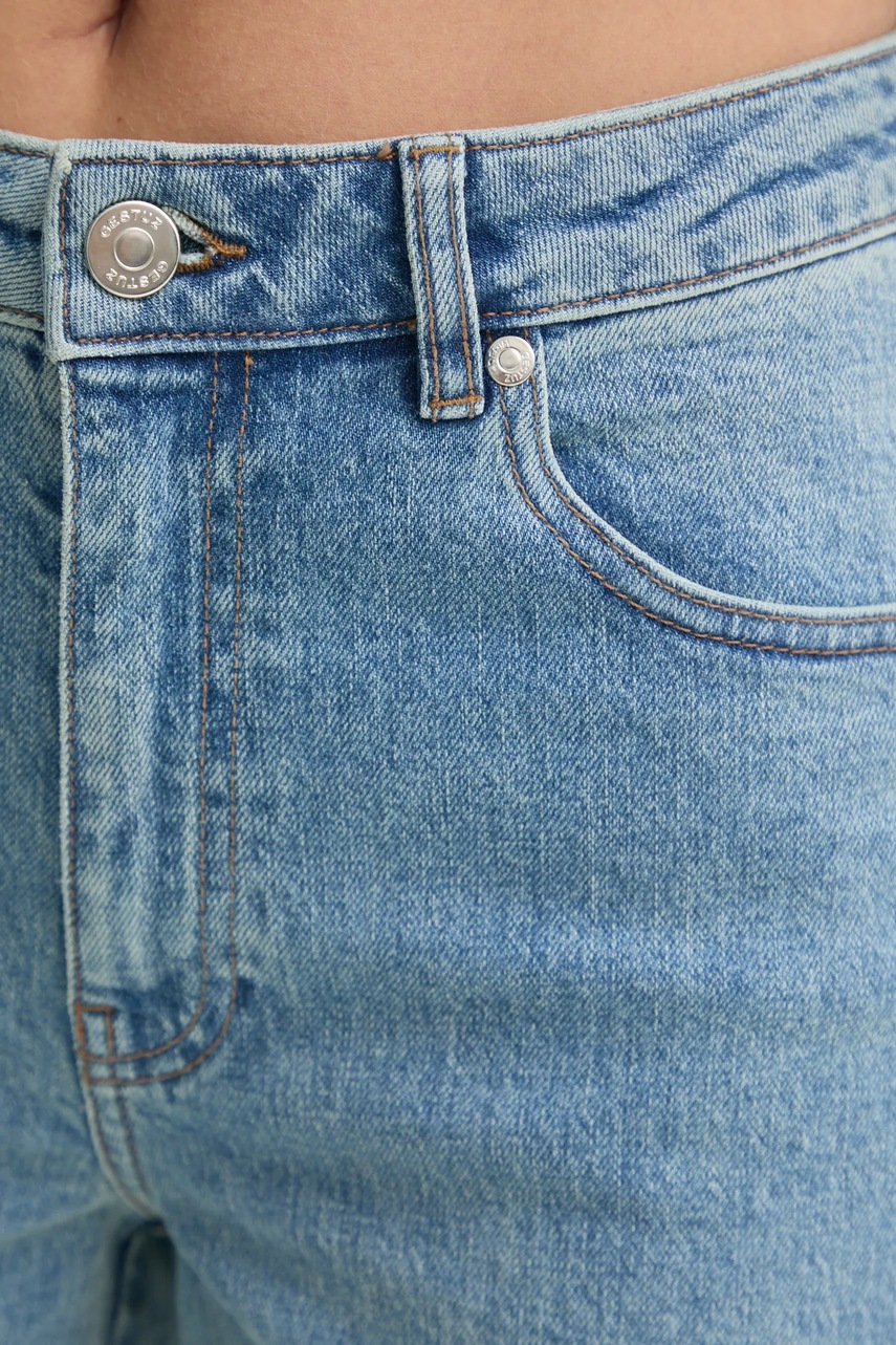 Τζιν παντελόνι Gestuz χρώμα: μπλε, 10909859 φωτογραφία