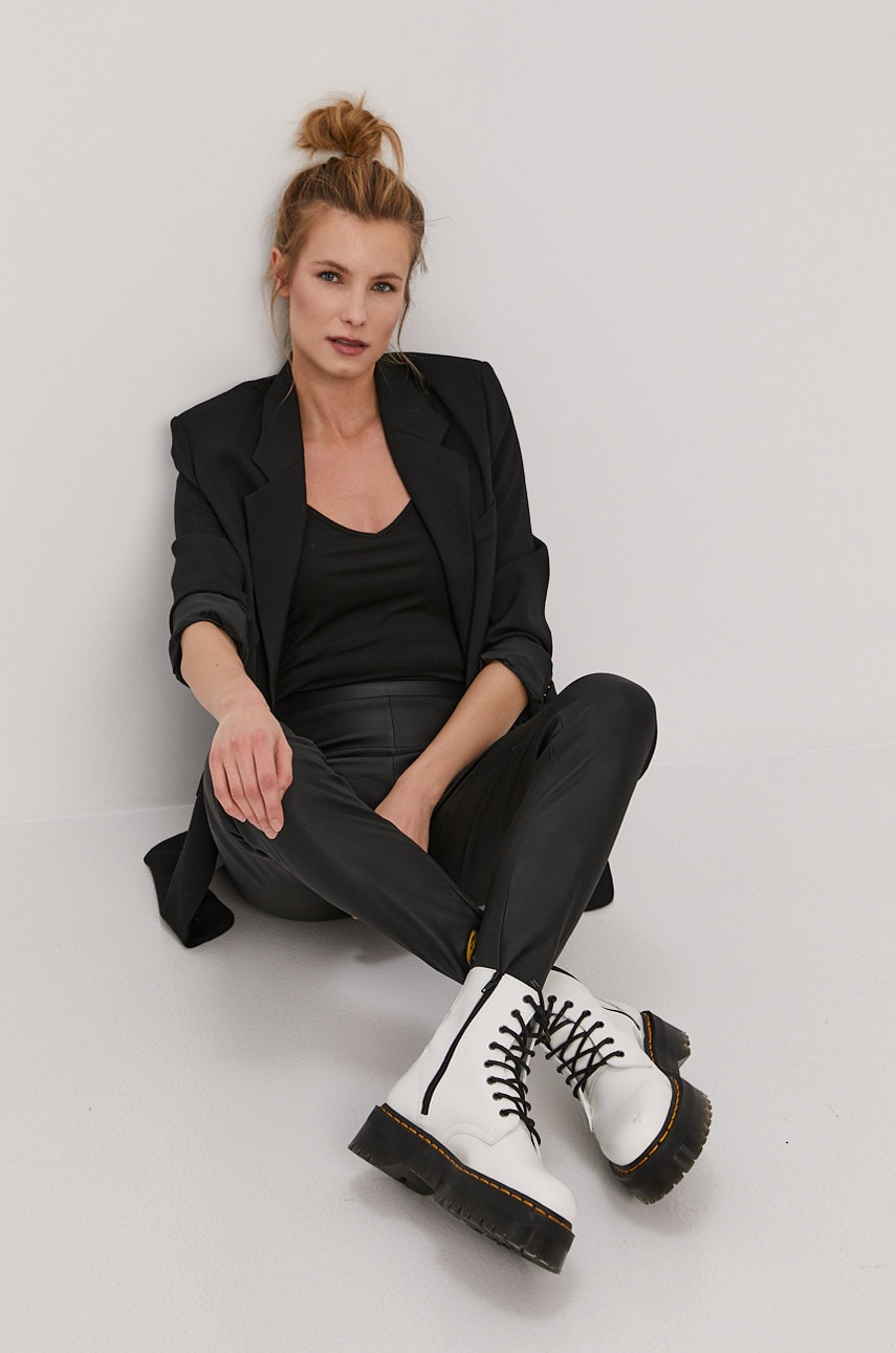 

Штани Vero Moda жіночі колір чорний облягаючі висока посадка