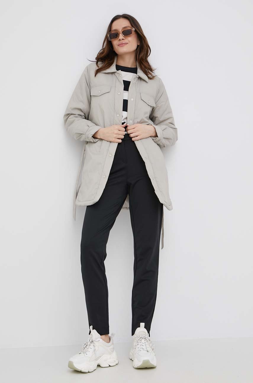 

Брюки Vero Moda женские цвет чёрный облегающее средняя посадка