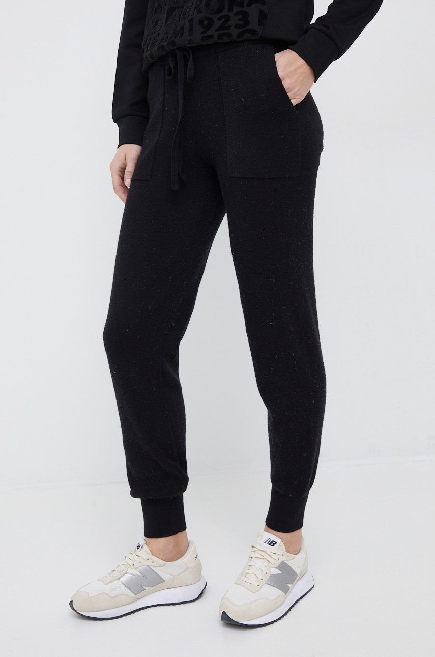 Vero Moda spodnie dresowe damskie kolor czarny gładkie