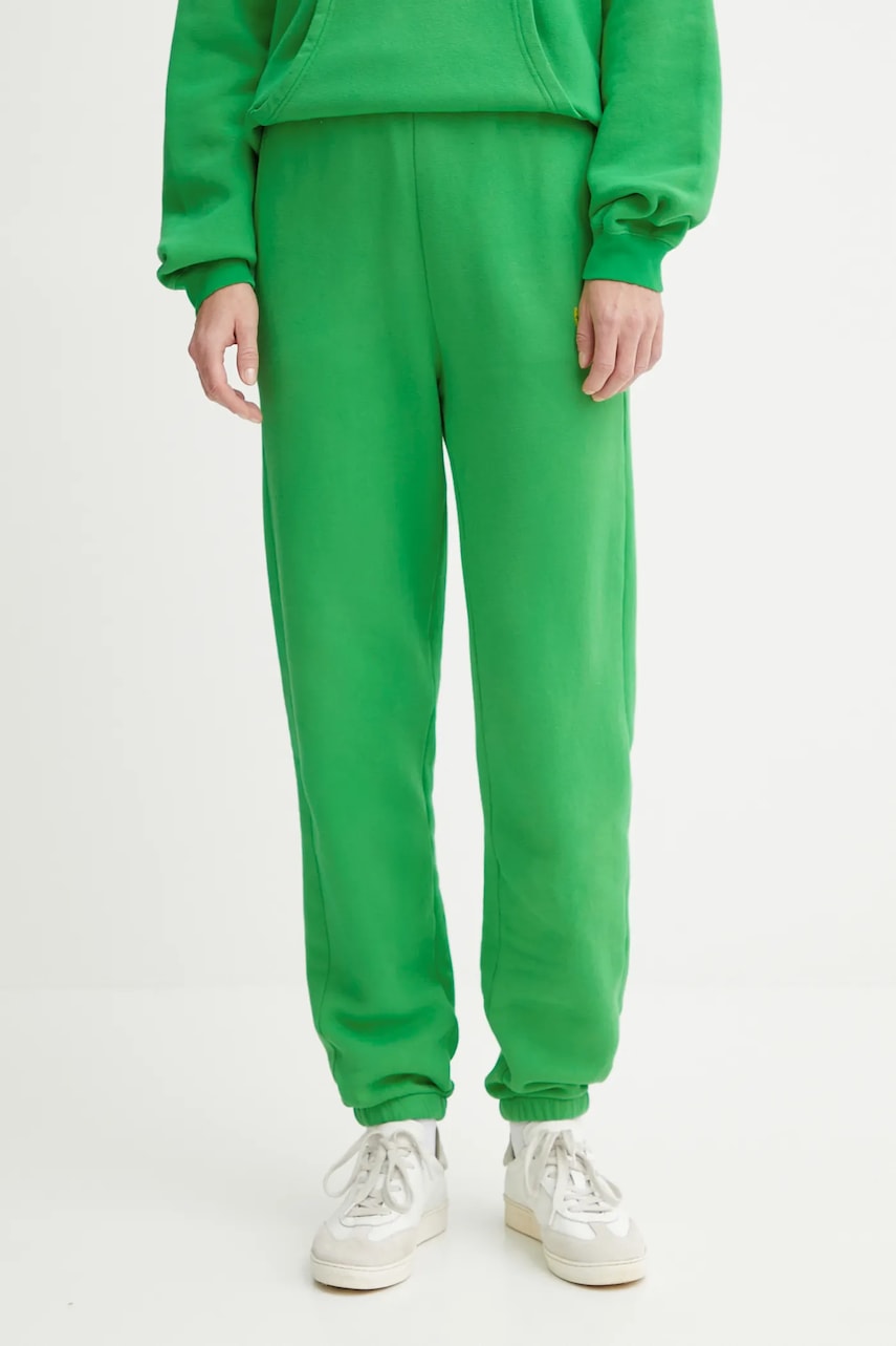 American Vintage pantaloni de trening culoarea verde, uni, IZU05B