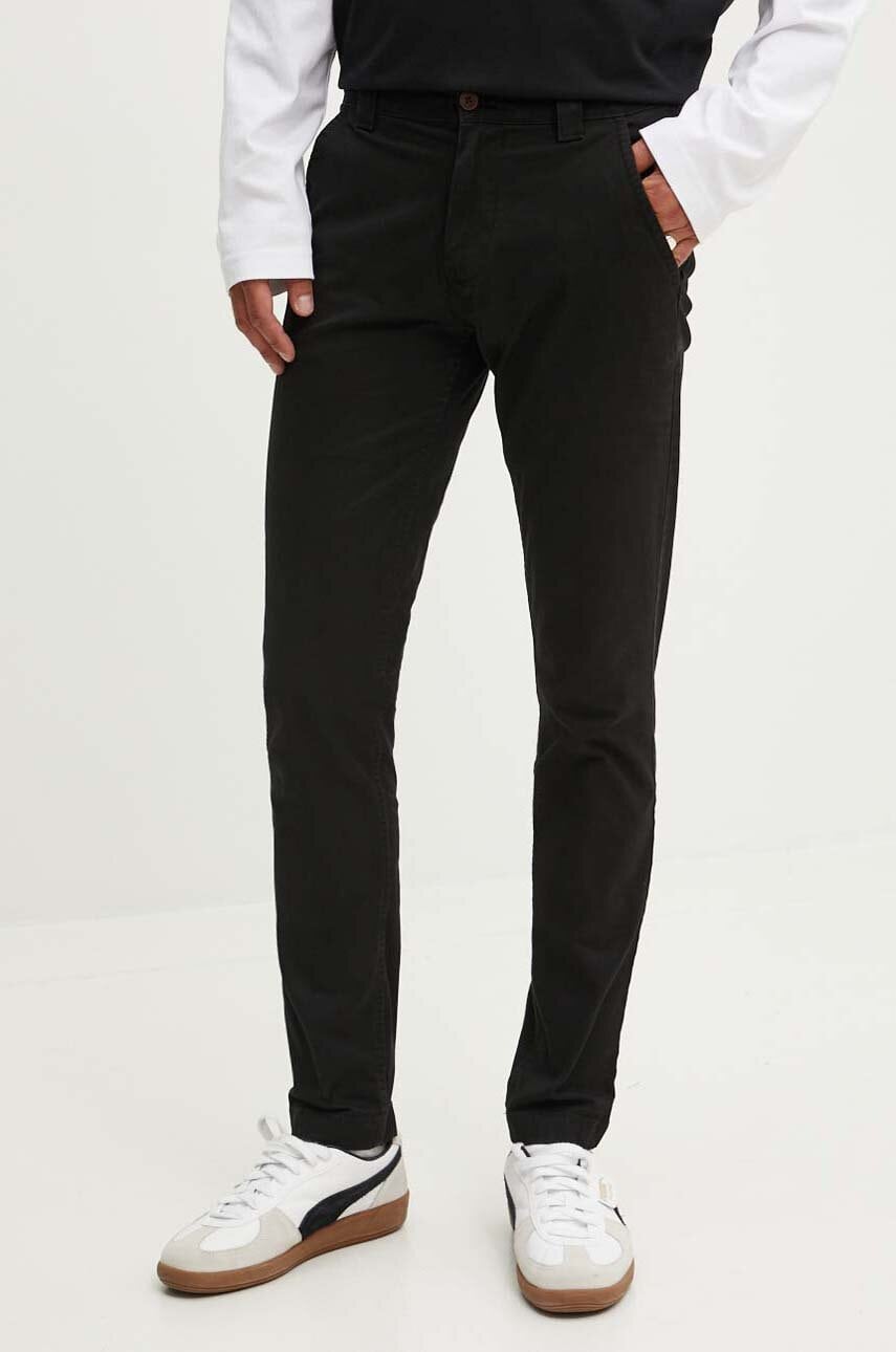 Tommy Jeans pantaloni barbati, culoarea albastru marin, mulata