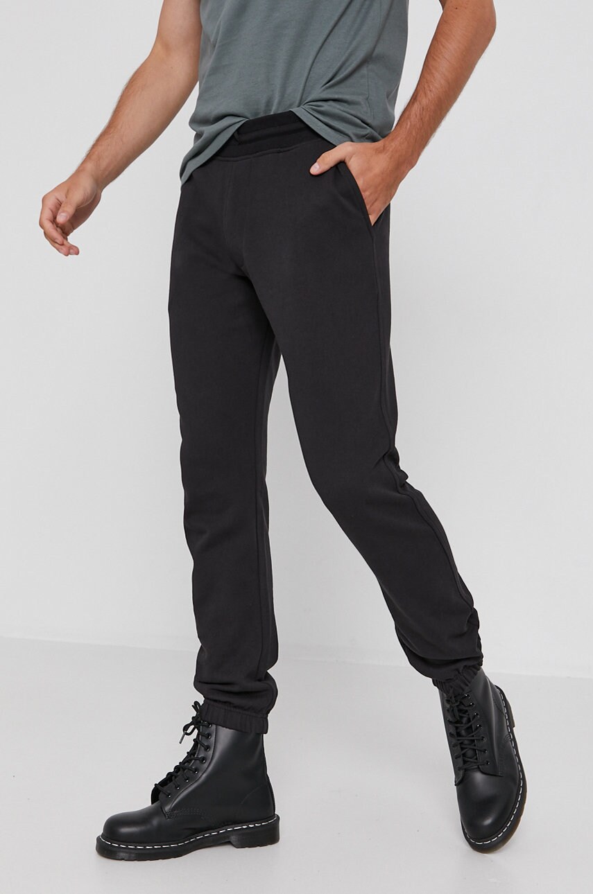 

Брюки Selected Homme мужские цвет чёрный гладкие