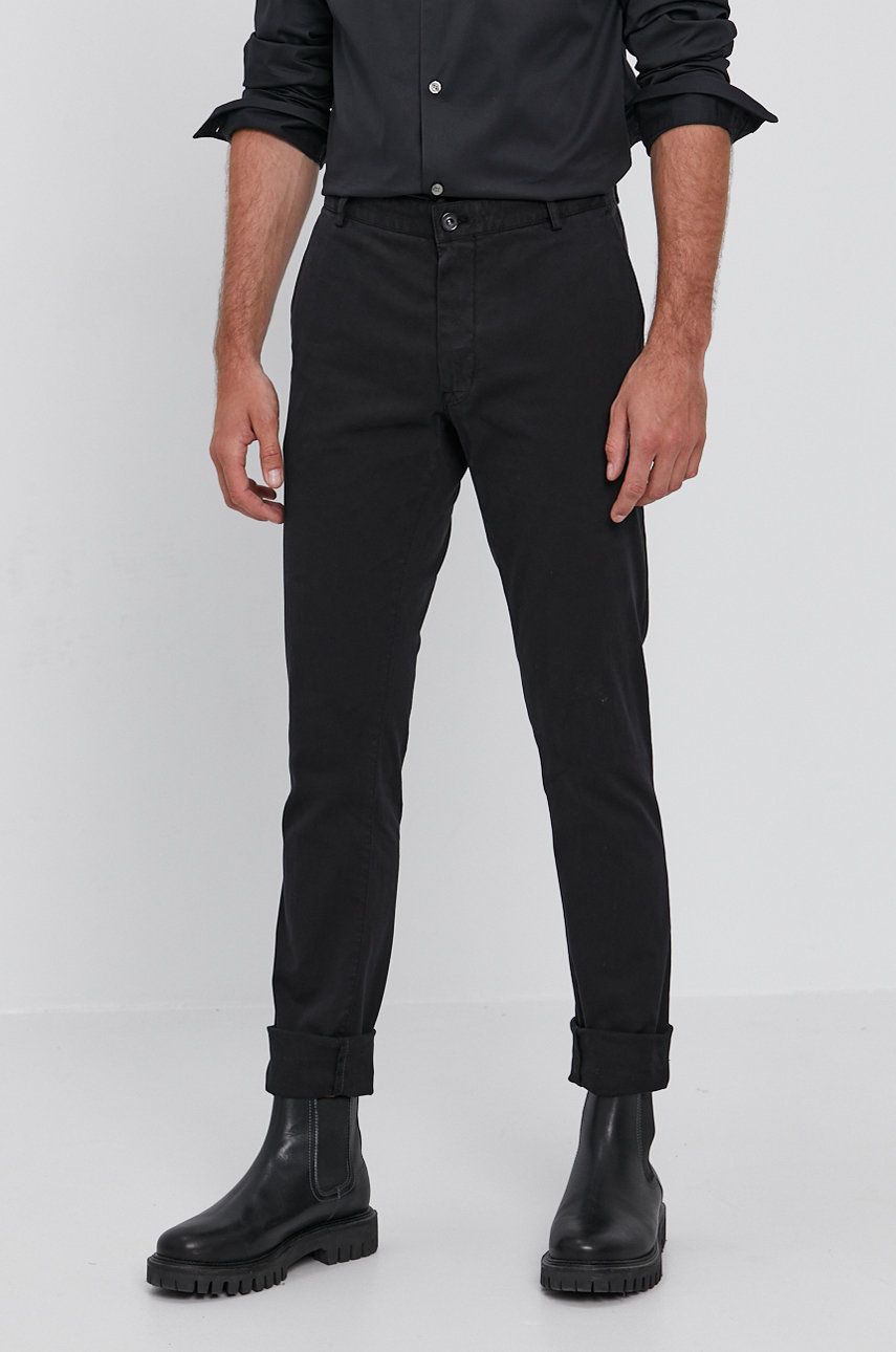 Tiger Of Sweden Pantaloni bărbați, culoarea negru, model drept answear imagine noua