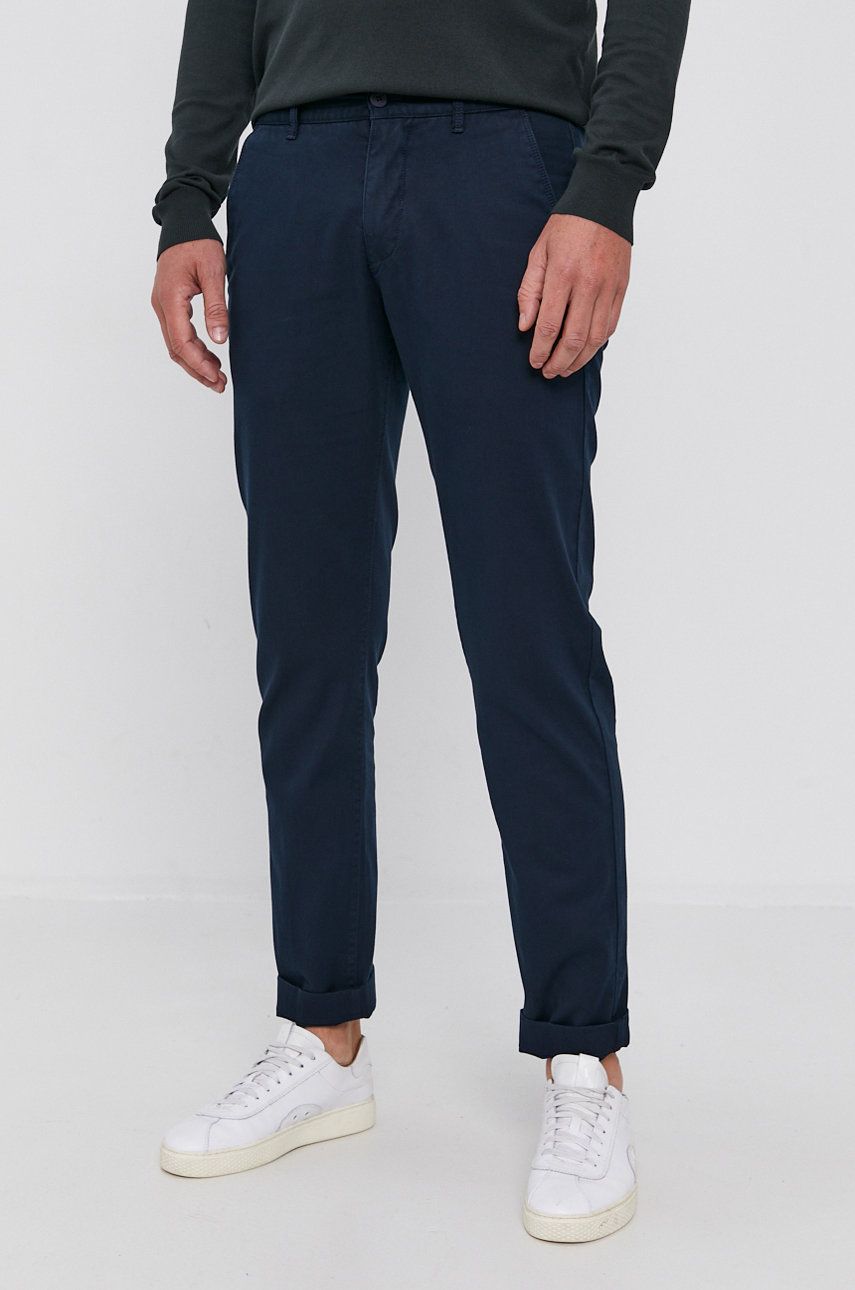Marc O’Polo Pantaloni bărbați, culoarea albastru marin, cu fason chinos answear.ro imagine 2022 reducere