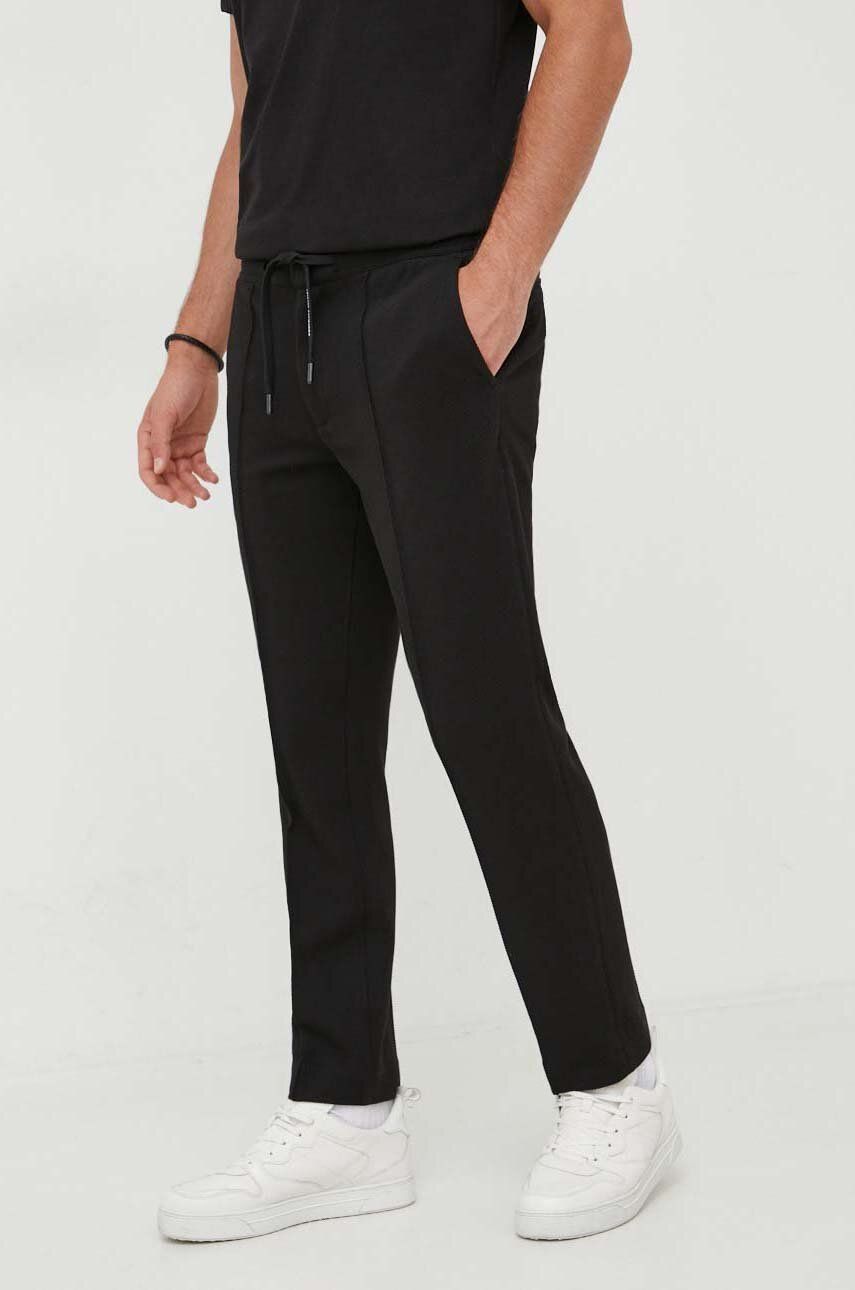 Kalhoty Armani Exchange pánské, černá barva, ve střihu chinos - černá -  Hlavní materiál: 83 % 
