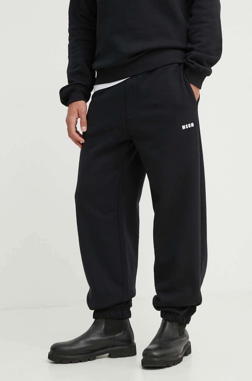 MSGM pantaloni de trening din bumbac culoarea negru, neted, 2000MP500.200001 MSGM pantaloni de trening din bumbac culoarea negru, neted, 2000MP500.200001