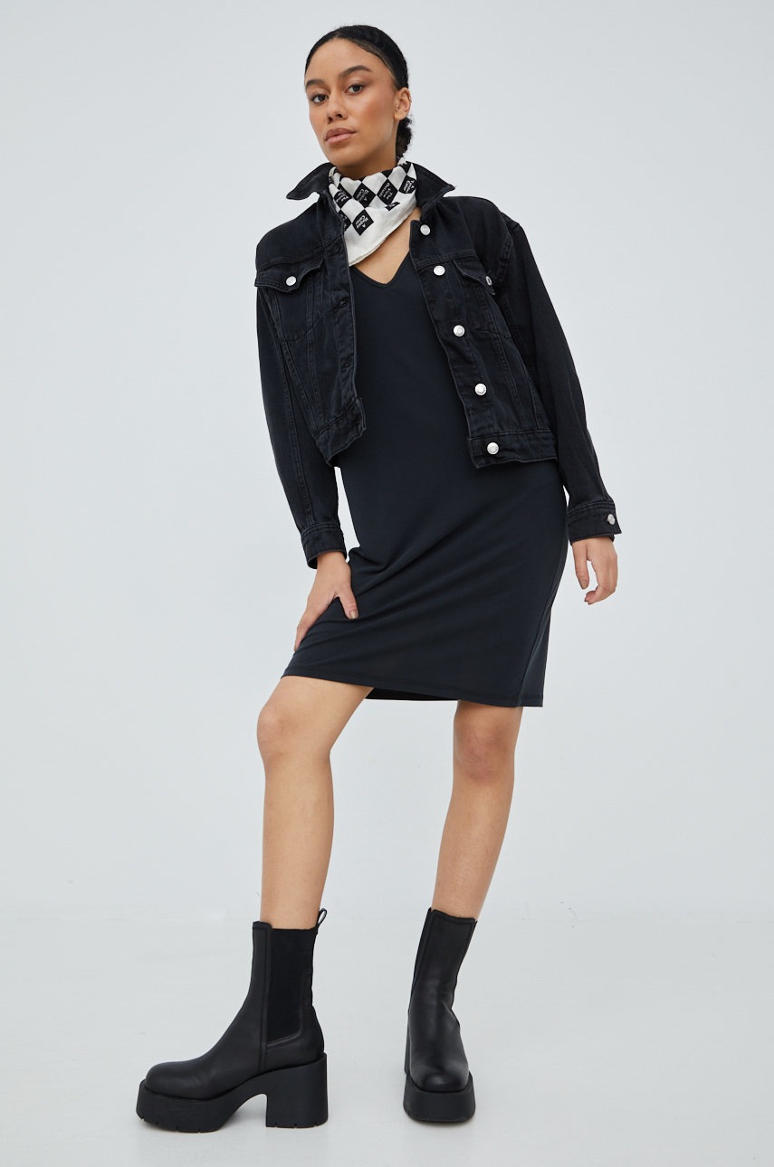

Сукня Vero Moda колір чорний mini пряма