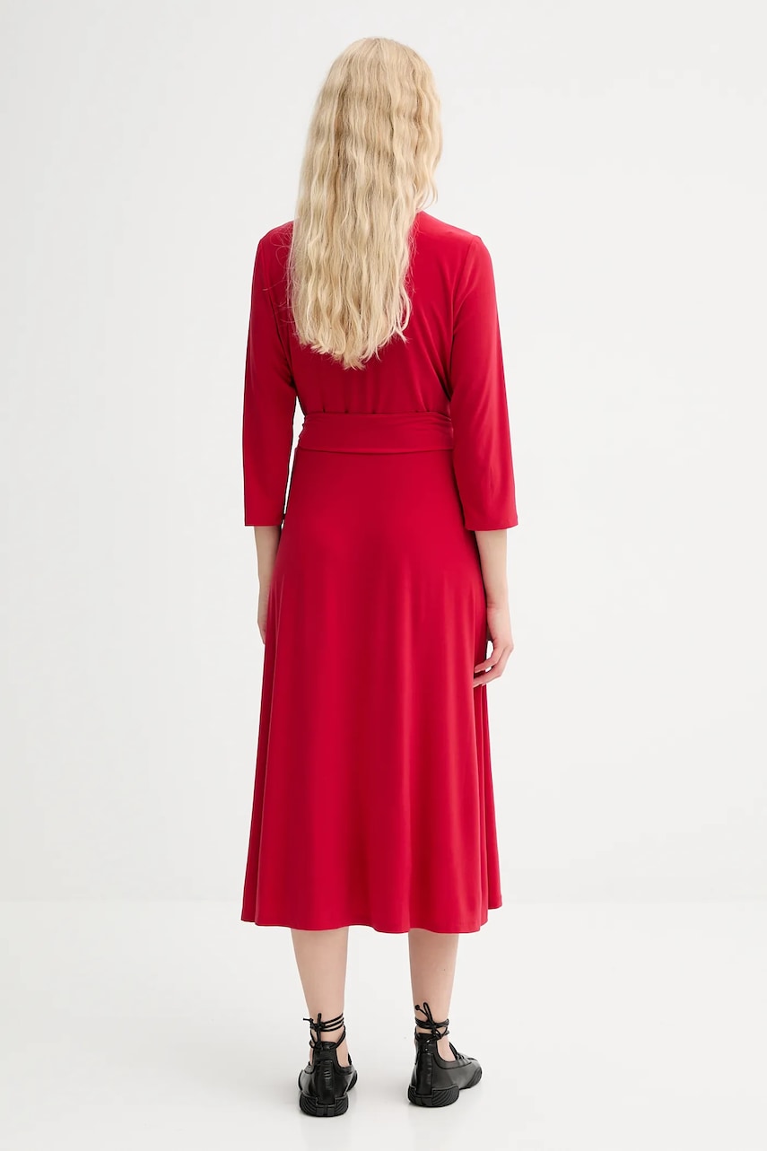 Льняна сукня Renewed creative upcycling колір червоний midi розкльошена Renewed INTU x Answear