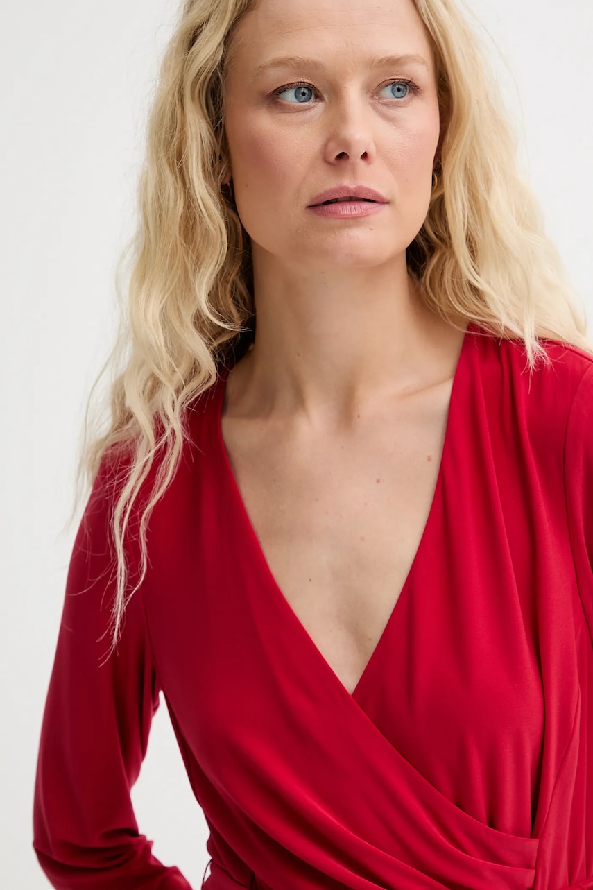 Льняна сукня Renewed creative upcycling колір червоний midi розкльошена Renewed INTU x Answear