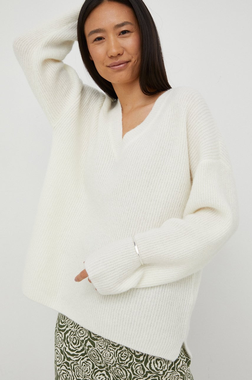 Gestuz pulover de lana femei, culoarea bej,