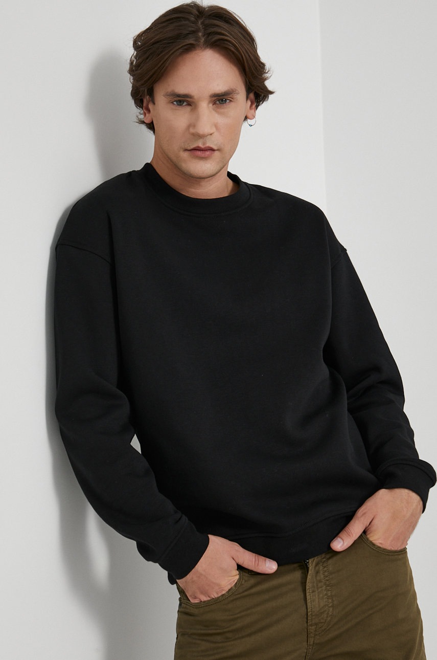 

Суичър Jack & Jones мъжки в черно с изчистен дизайн, Черен