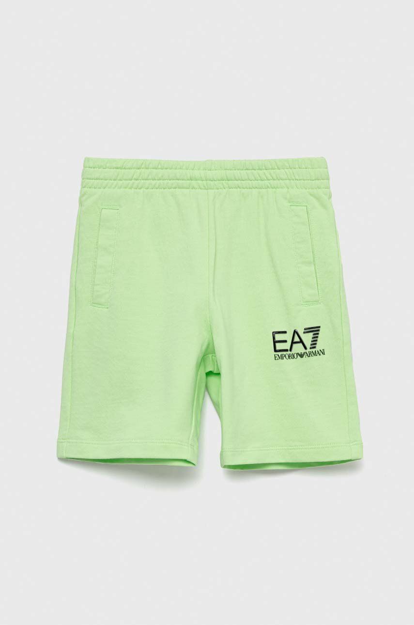 EA7 Emporio Armani pantaloni scurți din bumbac pentru copii culoarea verde