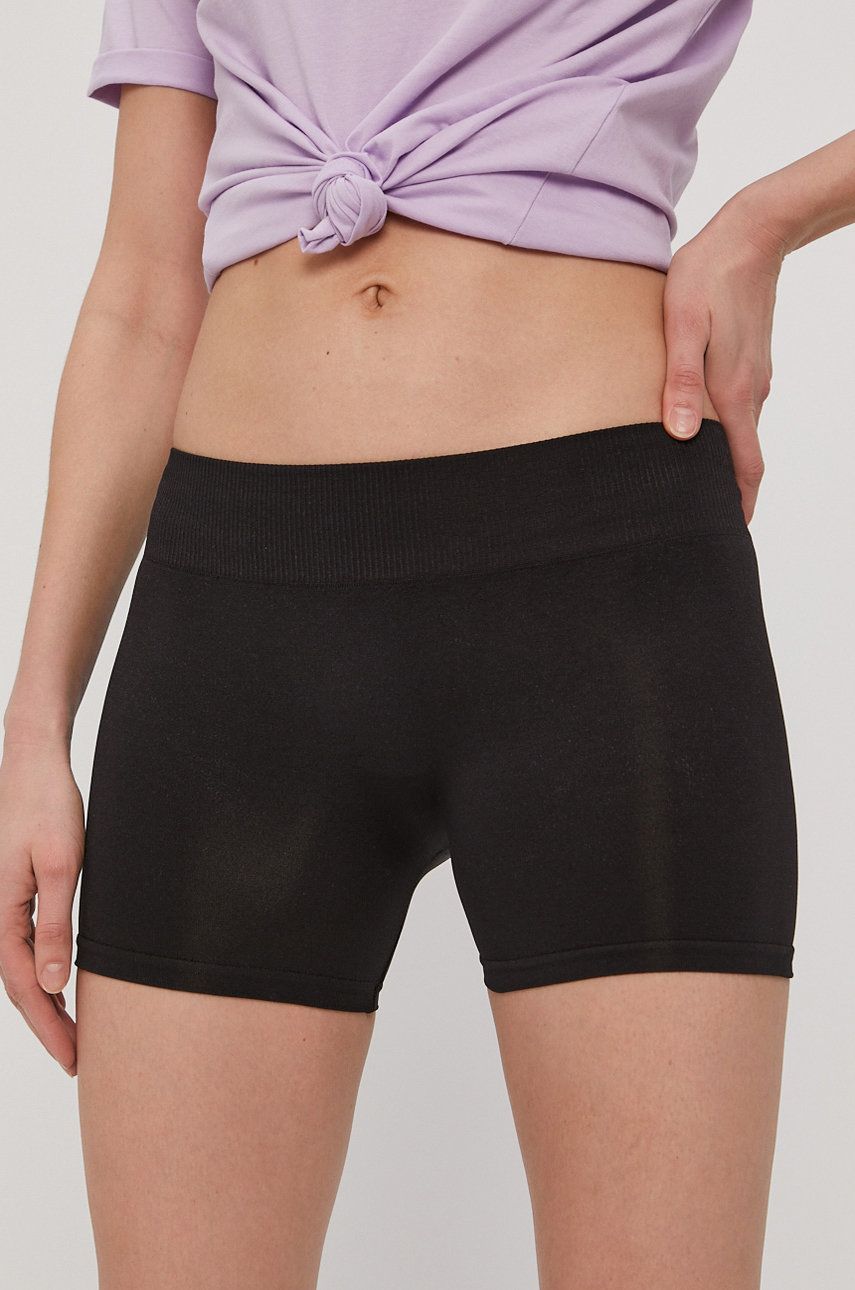 Pieces Pantaloni scurți femei, culoarea negru, material neted, medium waist