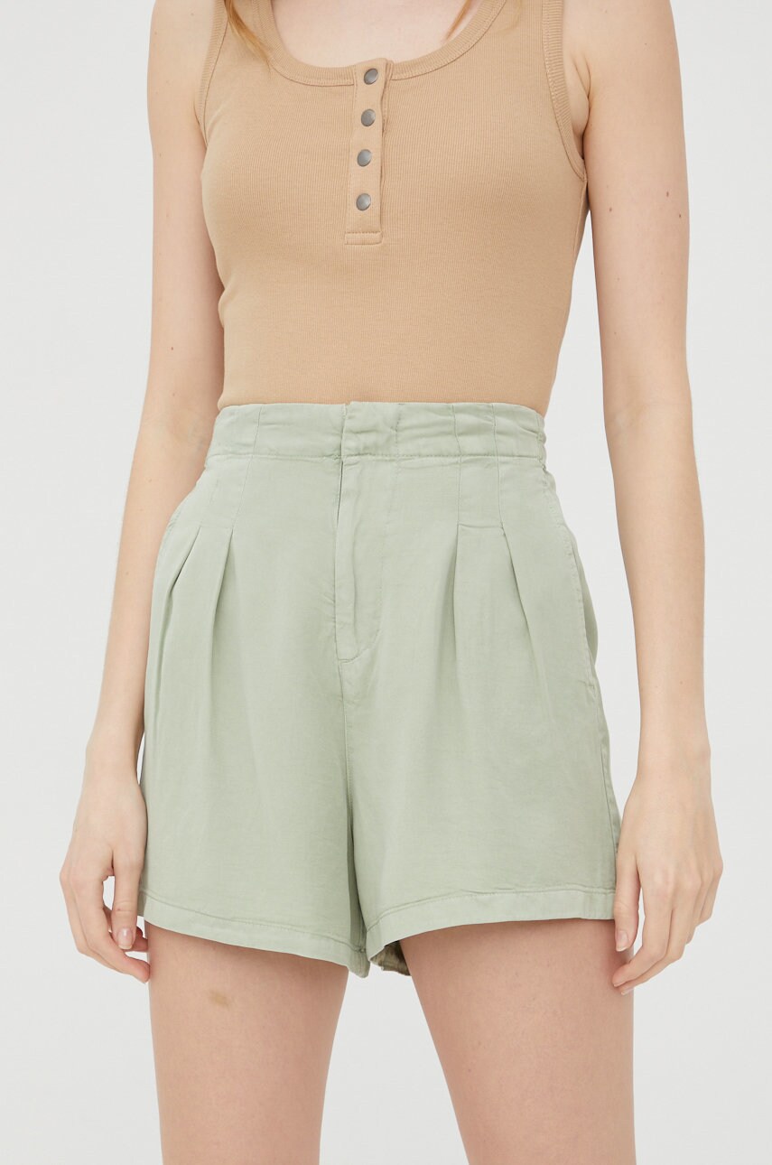 Kraťasy Vero Moda dámské, zelená barva, hladké, high waist - zelená -  100% TENCEL™