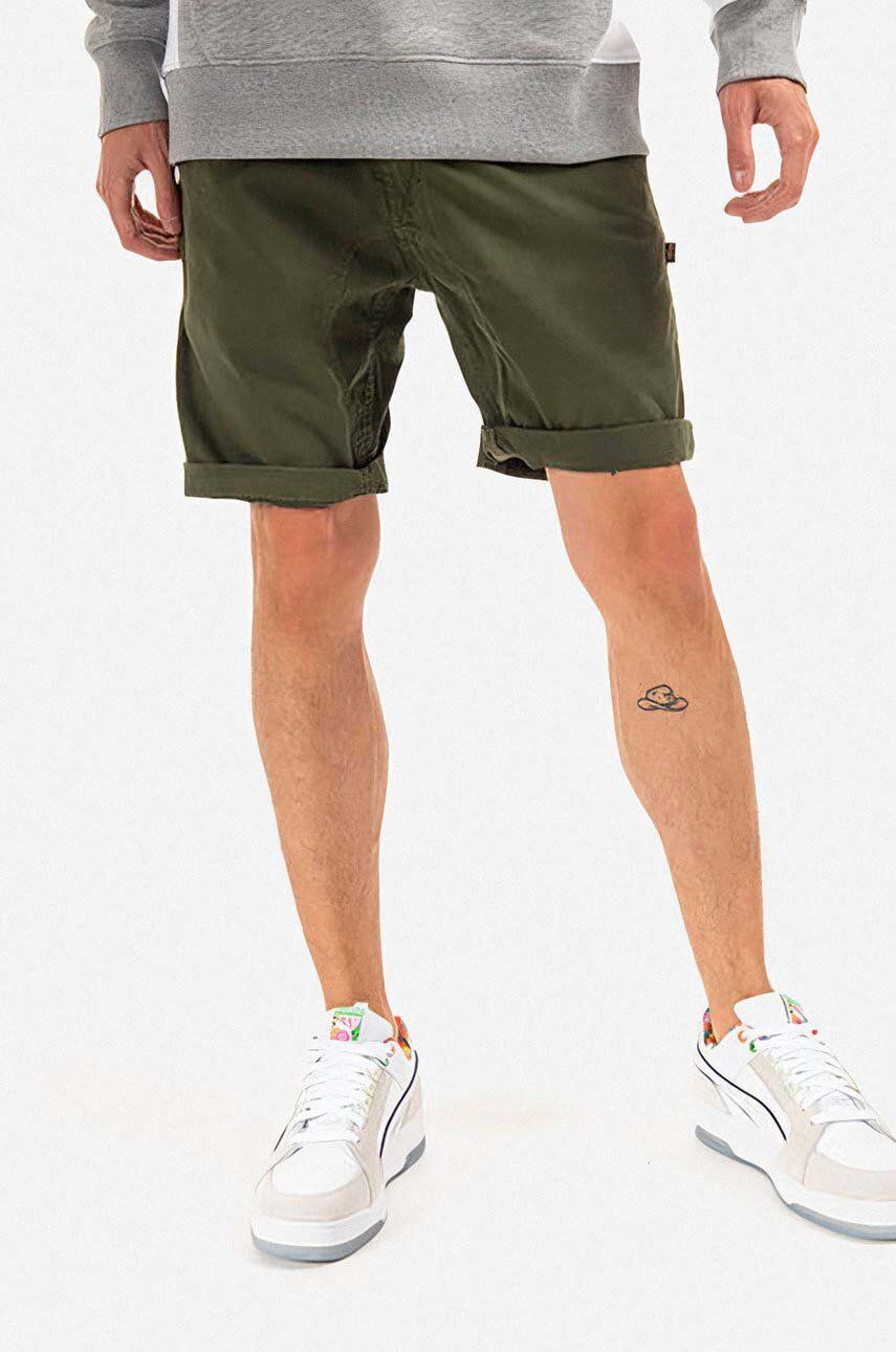 Alpha Industries pantaloni scurți bărbați, culoarea verde 176204.142-green