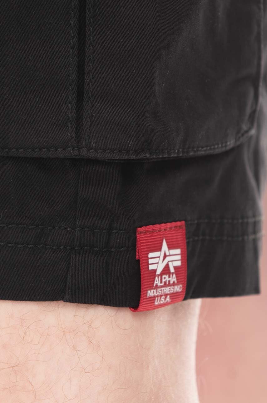 Βαμβακερό σορτσάκι Alpha Industries φωτογραφία