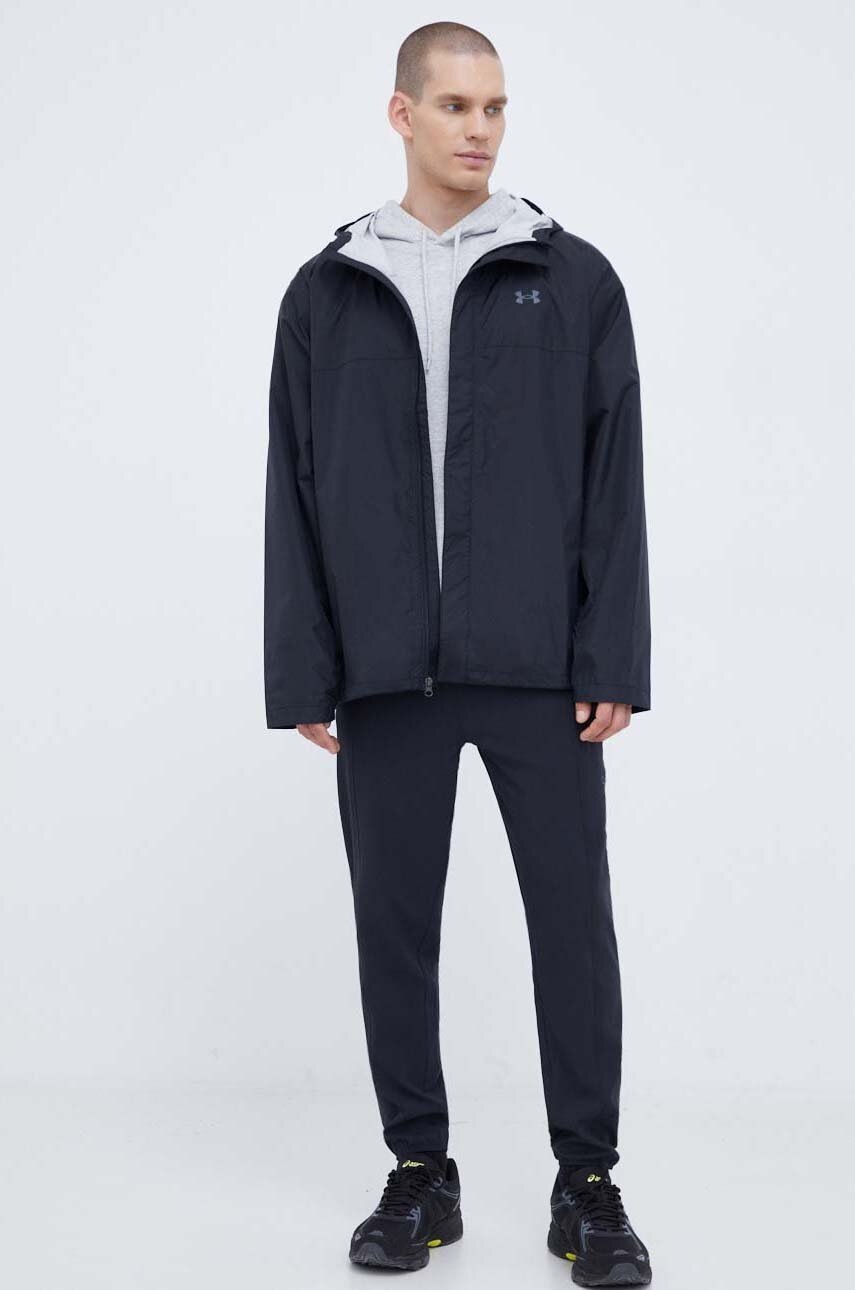 Μπουφάν Under Armour χρώμα: μαύρο φωτογραφία