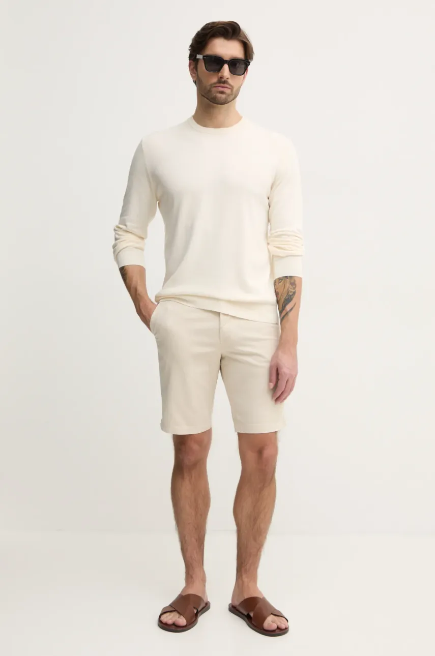 Шорты United Colors of Benetton мужские цвет белый 4UN459548 Шорты United Colors of Benetton мужские цвет белый 4UN459548